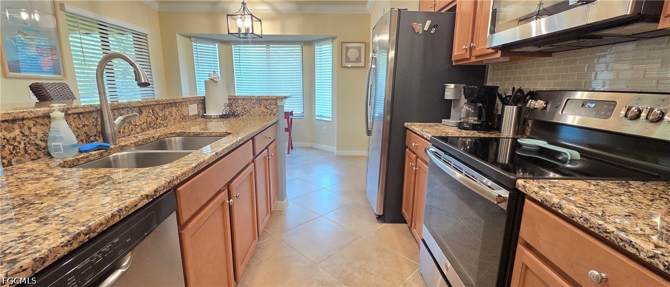 2 Bed Condominium for Sale in Palmetto Cove, FL, $275,000 — photo 18