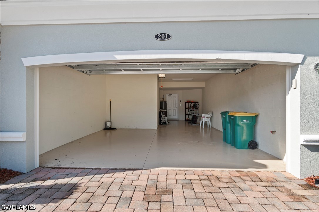 3 Bed Condominium for Sale in Casoria, FL, $10,000 — photo 18