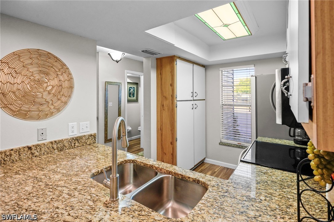2 Bed Condominium for Sale in Cape Coral, FL, $100,000 — photo 18