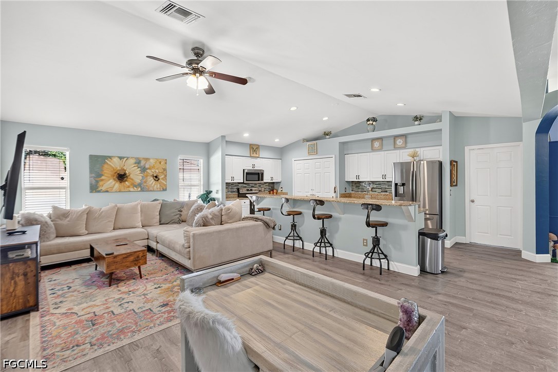 4 Bed SingleFamilyResidence for Sale in Mirror Lakes, FL — photo 18