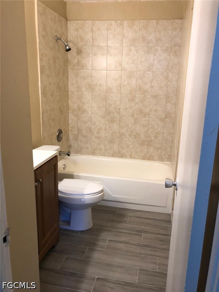 2 Bed Condominium for Sale in Fort Myers, FL, $130,000 — photo 18