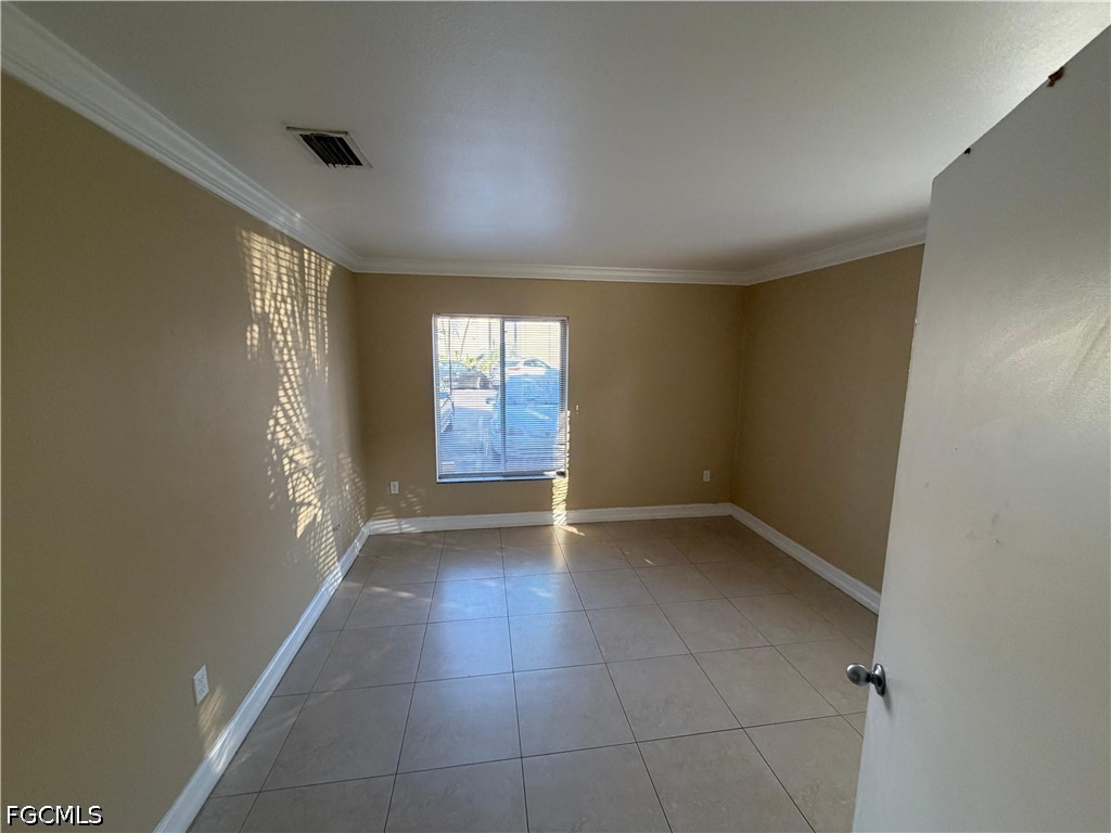 1 Bed Condominium for Sale in Green Tee Village, FL, $1,050 — photo 18