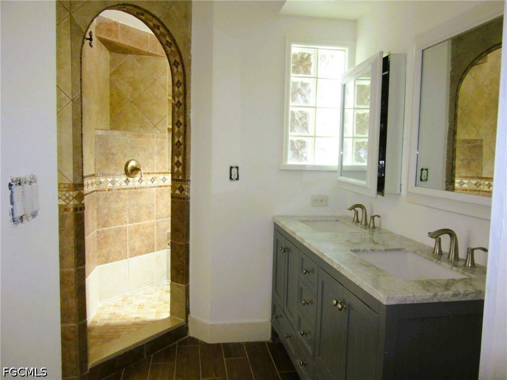 3 Bed Waterfront Home for Sale in The Rocks, FL, $649,000 — photo 18