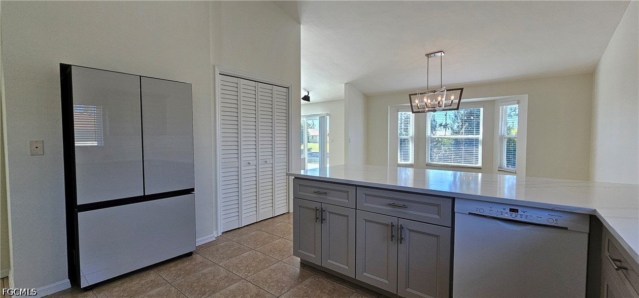 3 Bed Waterfront Home for Sale in Cape Coral, photo 18