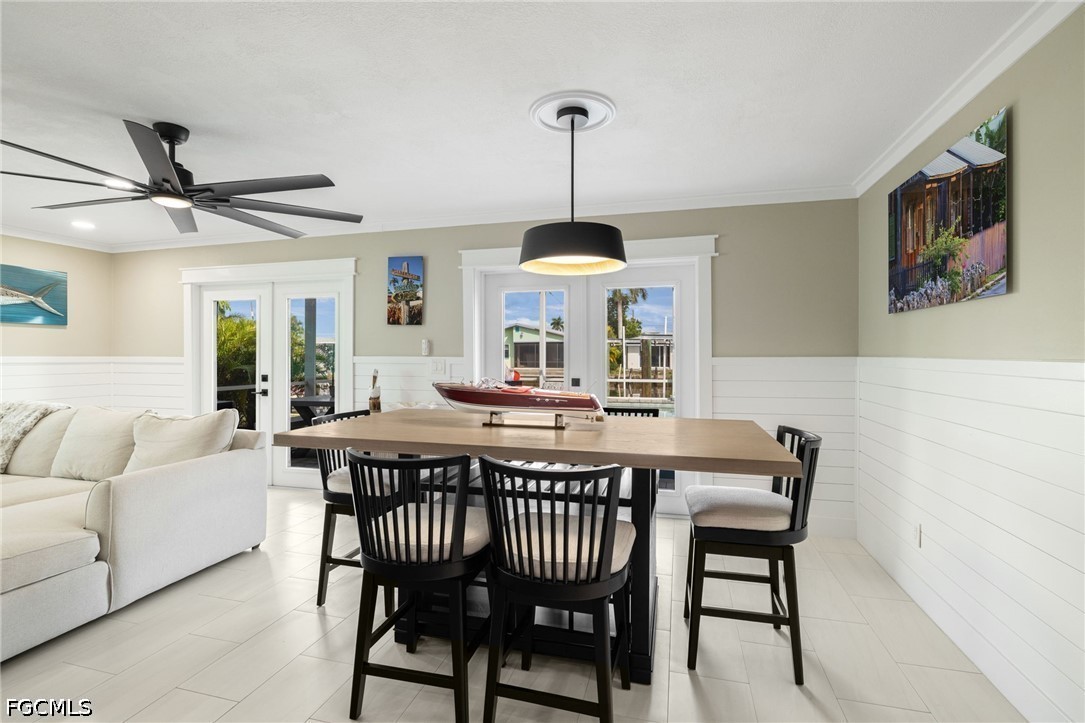 2 Bed Pool Home for Sale in Island Harbors, photo 18