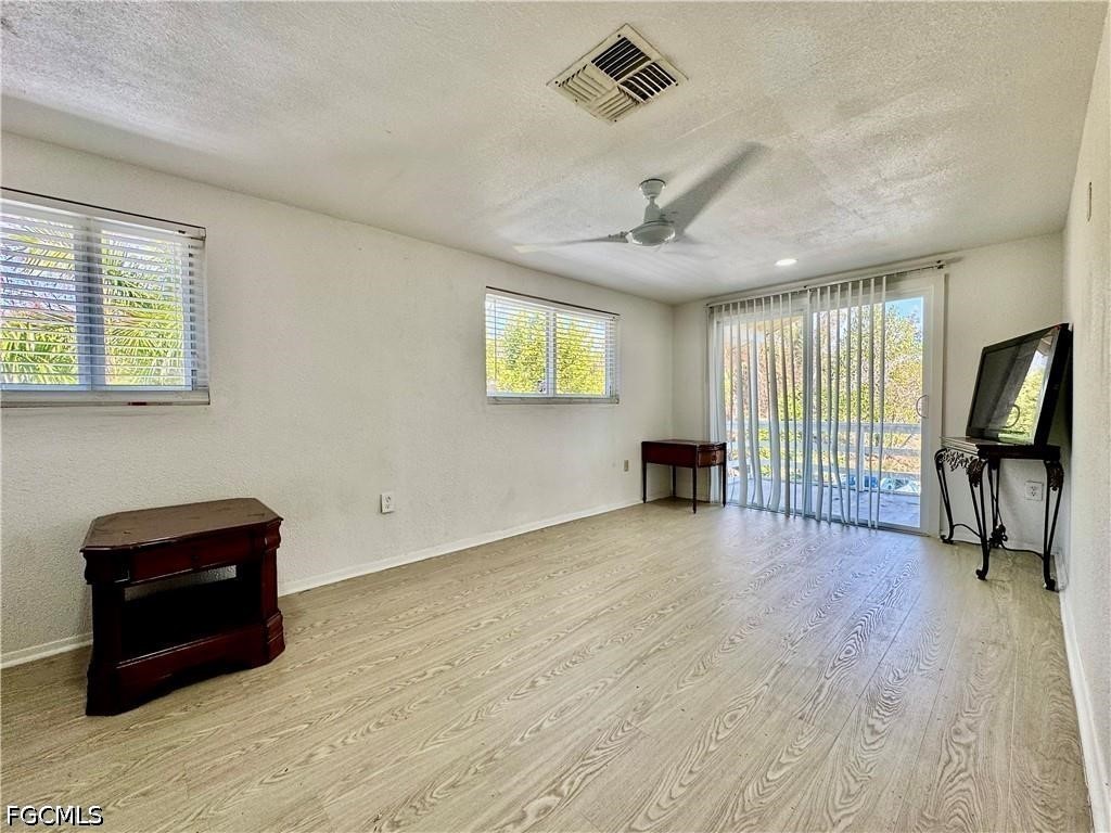 3 Bed SingleFamilyResidence for Sale in Fort Myers, FL — photo 18