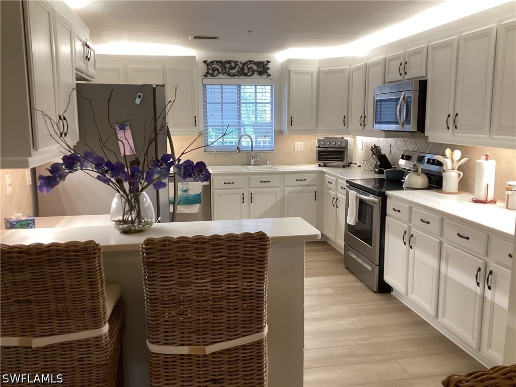 2 Bed Condominium for Sale in Naples, FL, $299,900 — photo 18