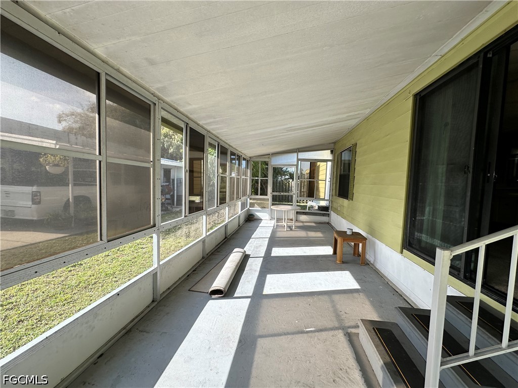 2 Bed ManufacturedHome for Sale in Mobile Manor, FL, $1,200 — photo 18