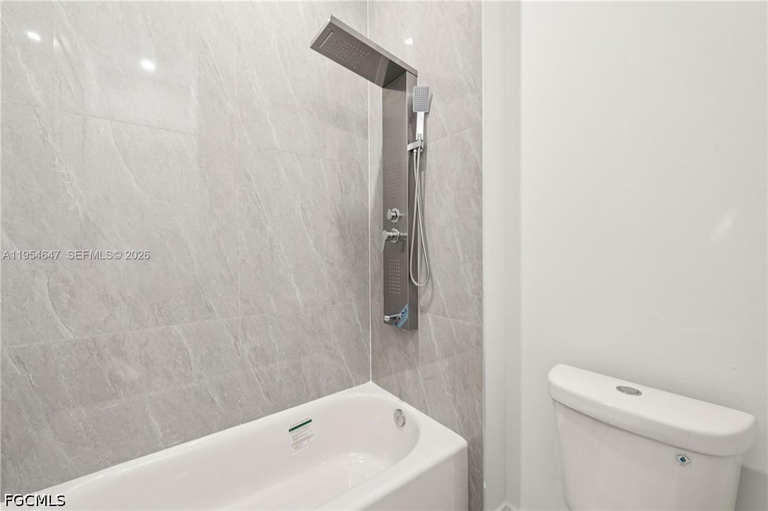 3 Bed SingleFamilyResidence for Sale in Lehigh Acres, FL — photo 18