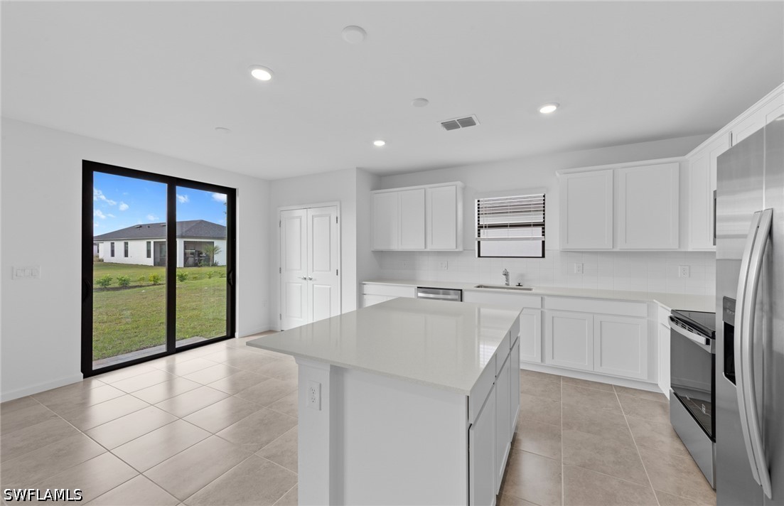 4 Bed SingleFamilyResidence for Sale in Caloosa Cove, FL — photo 18