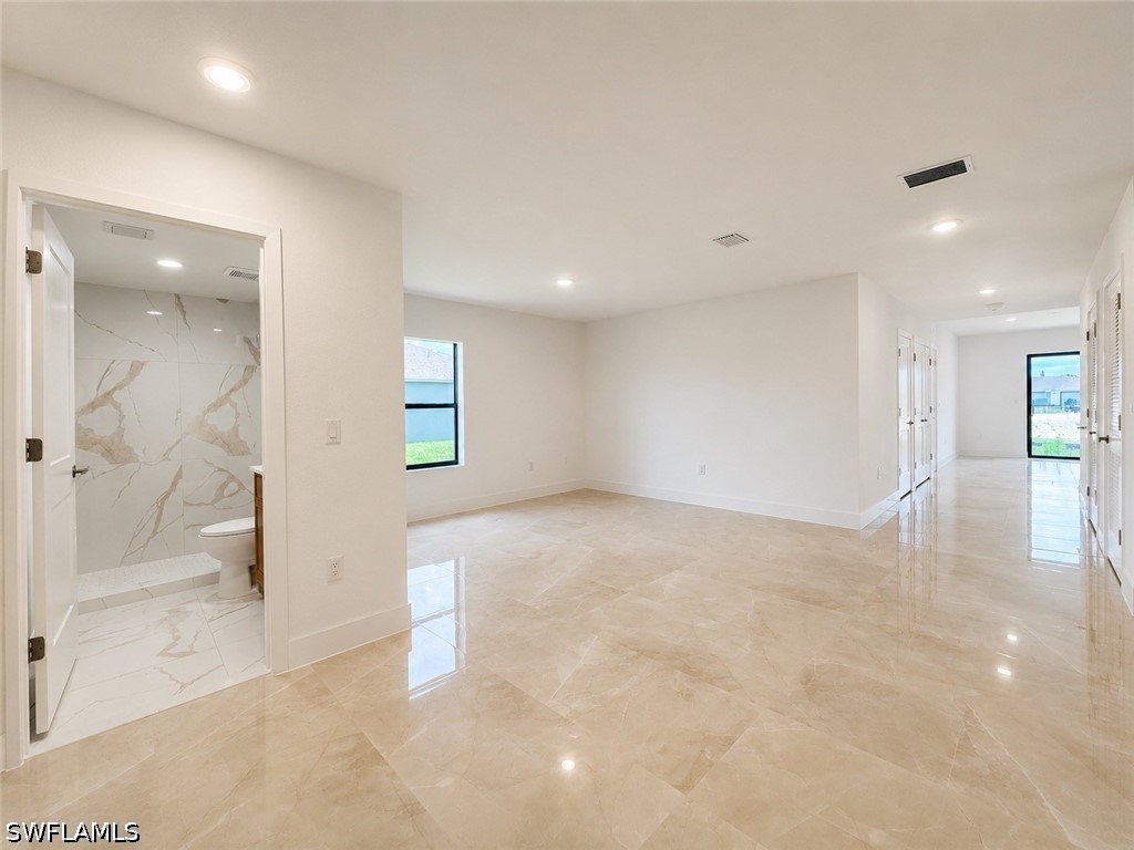 3 Bed SingleFamilyResidence for Sale in Lehigh Acres, photo 18
