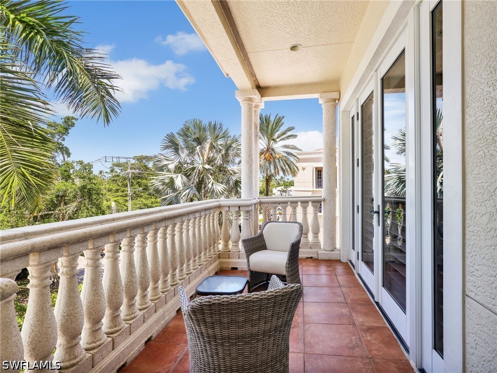 2 Bed Condominium for Sale in Naples, photo 18