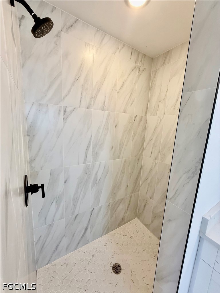 3 Bed SingleFamilyResidence for Sale in Lehigh Acres, photo 18