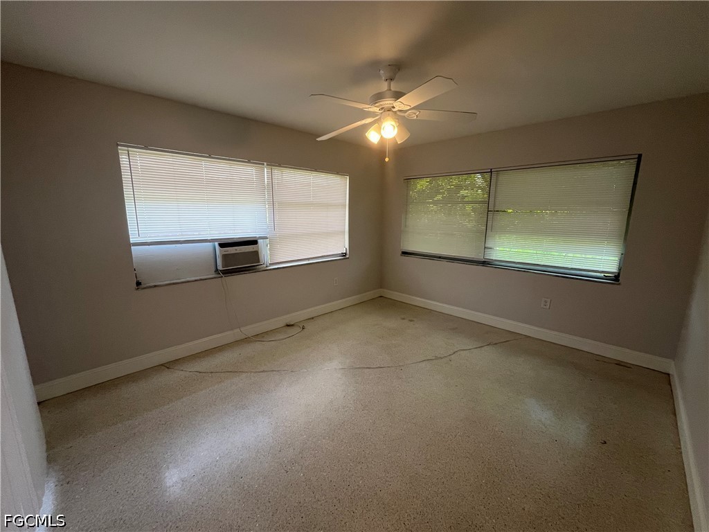 3 Bed SingleFamilyResidence for Sale in Fort Myers, photo 18