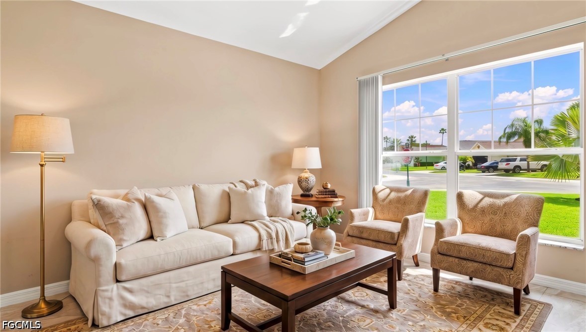 4 Bed SingleFamilyResidence for Sale in Town Lakes, photo 18