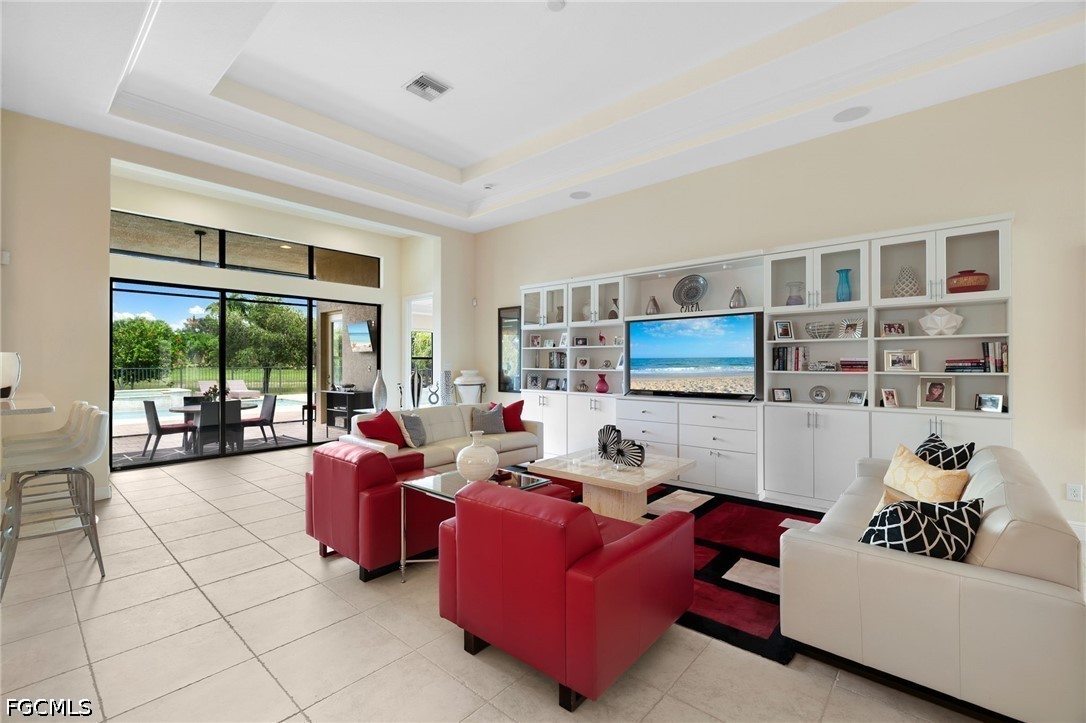 3 Bed Pool Home for Sale in Bonita Lakes, photo 18