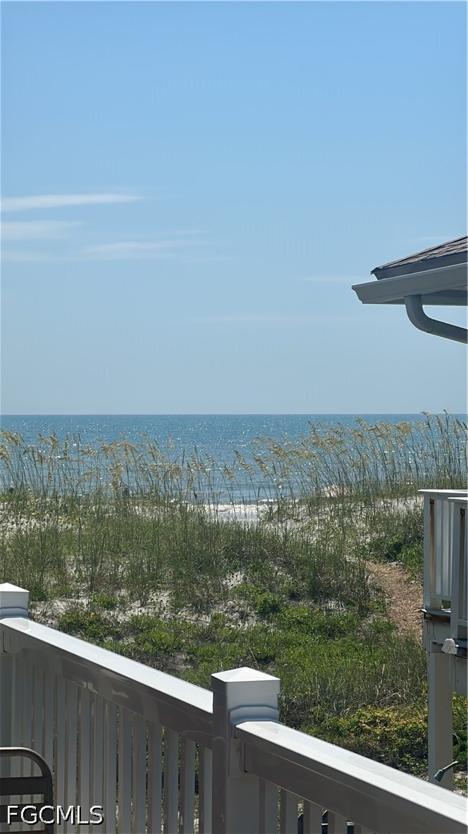 2 Bed Waterfront Home for Sale in Ocean View, photo 18