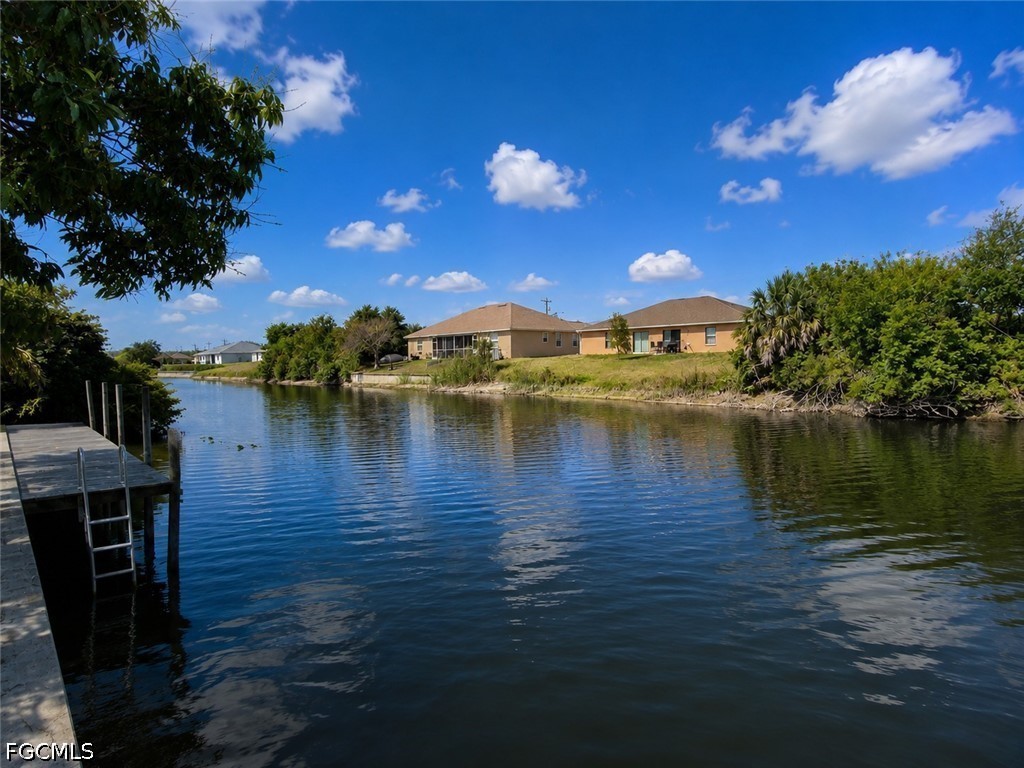 3 Bed Waterfront Home for Sale in Cape Coral, photo 18