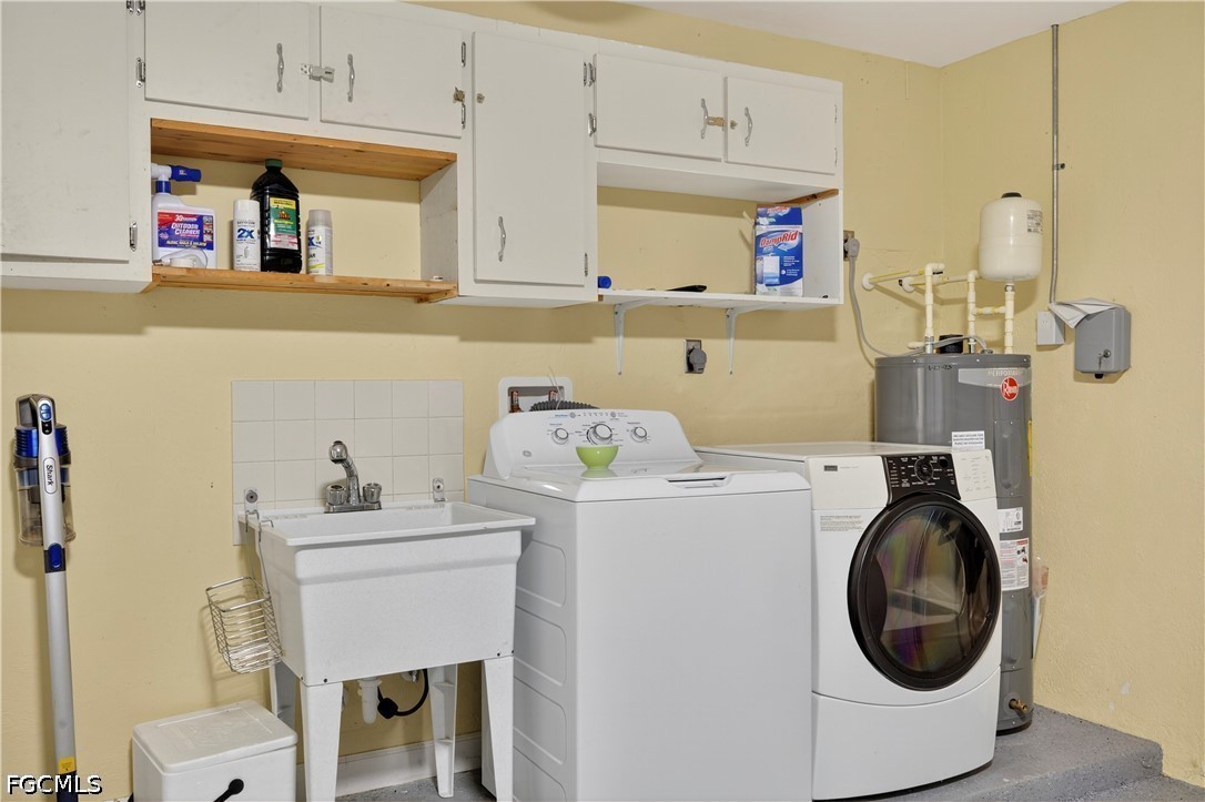 3 Bed Pool Home for Sale in Cape Coral, photo 18