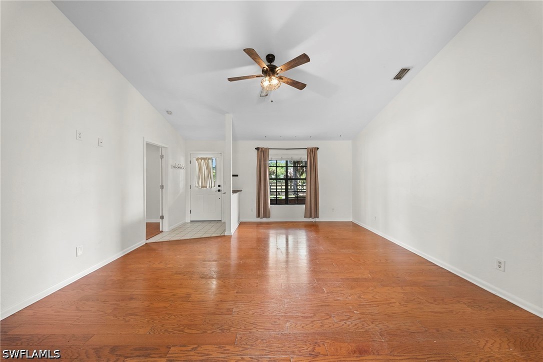 3 Bed SingleFamilyResidence for Sale in Naples, photo 18