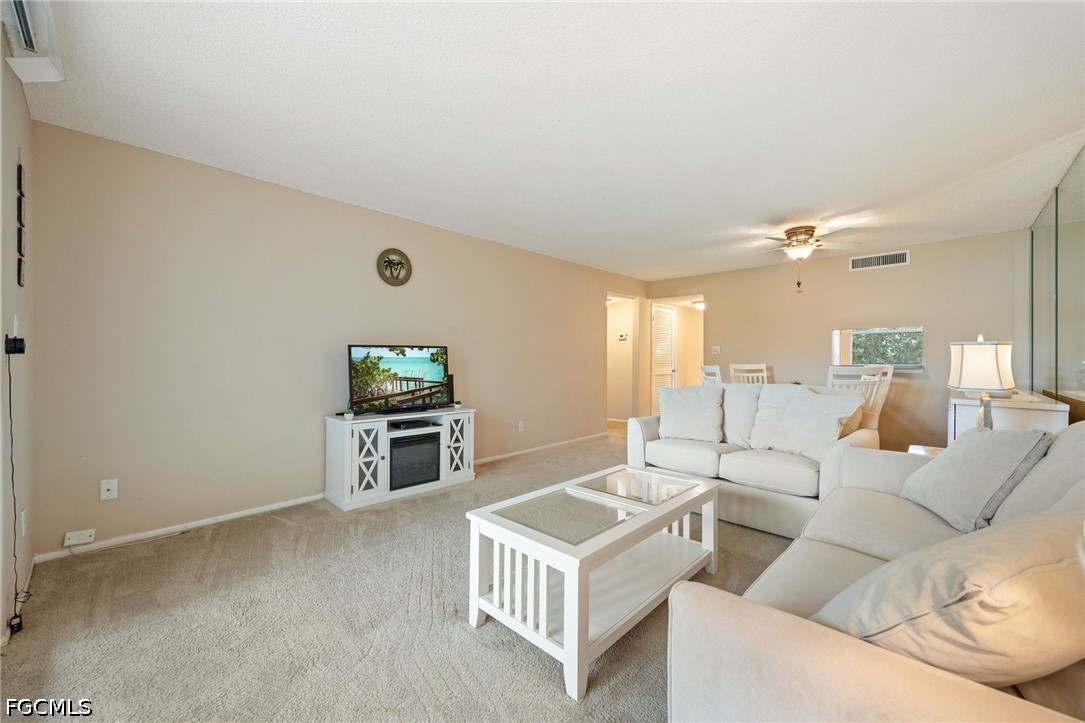 2 Bed Condominium for Sale in Fort Myers, photo 18
