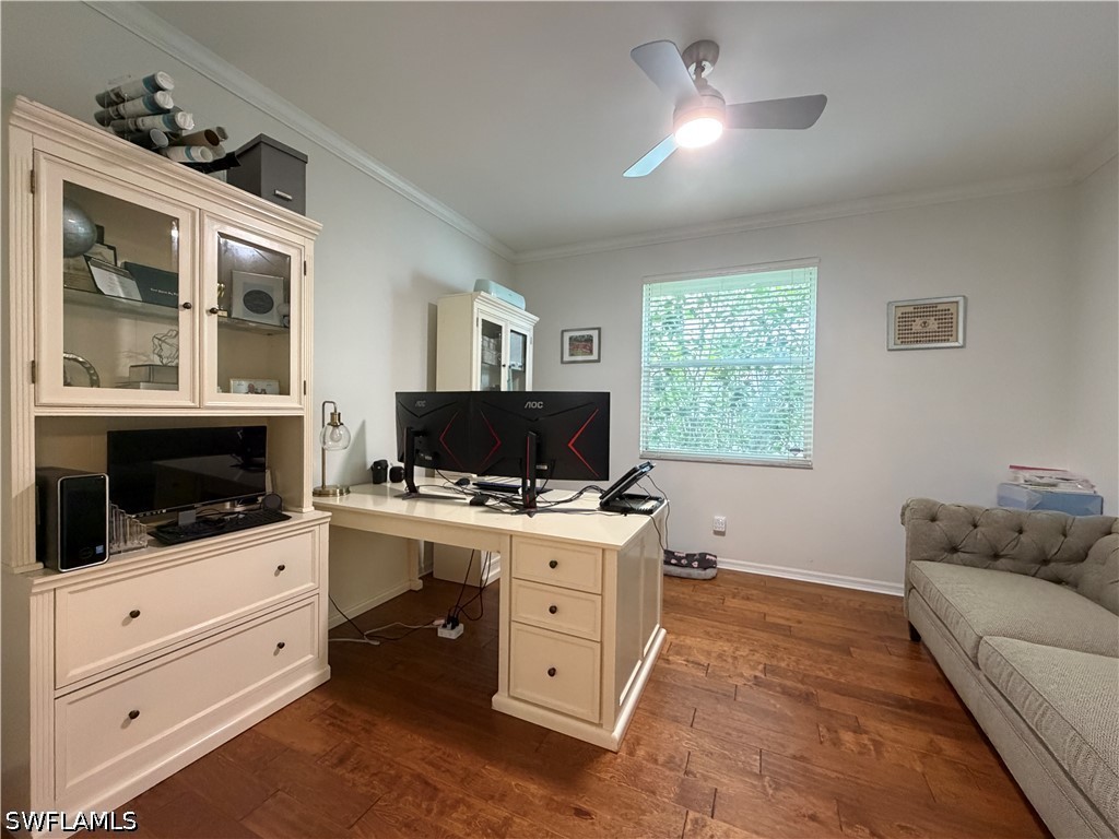 2 Bed SingleFamilyResidence for Sale in Naples, photo 18
