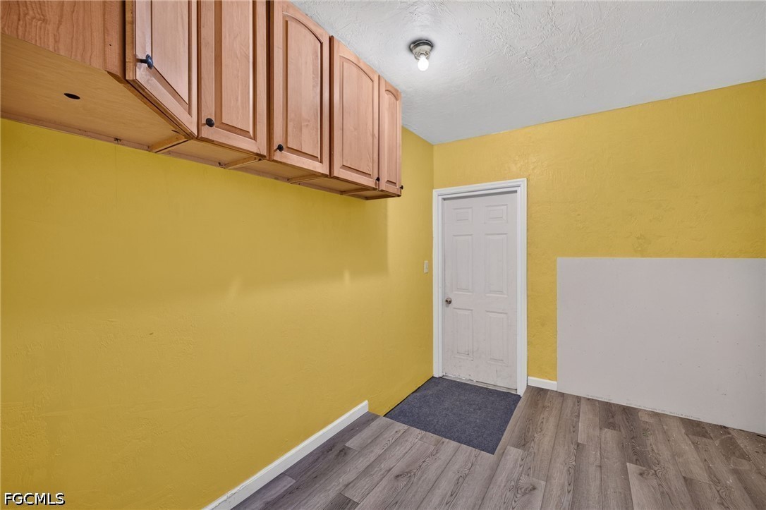 3 Bed SingleFamilyResidence for Sale in Country Estates, photo 18