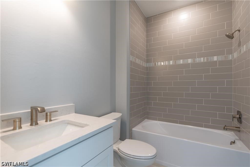 4 Bed Pool Home for Sale in Verdana Village, photo 18