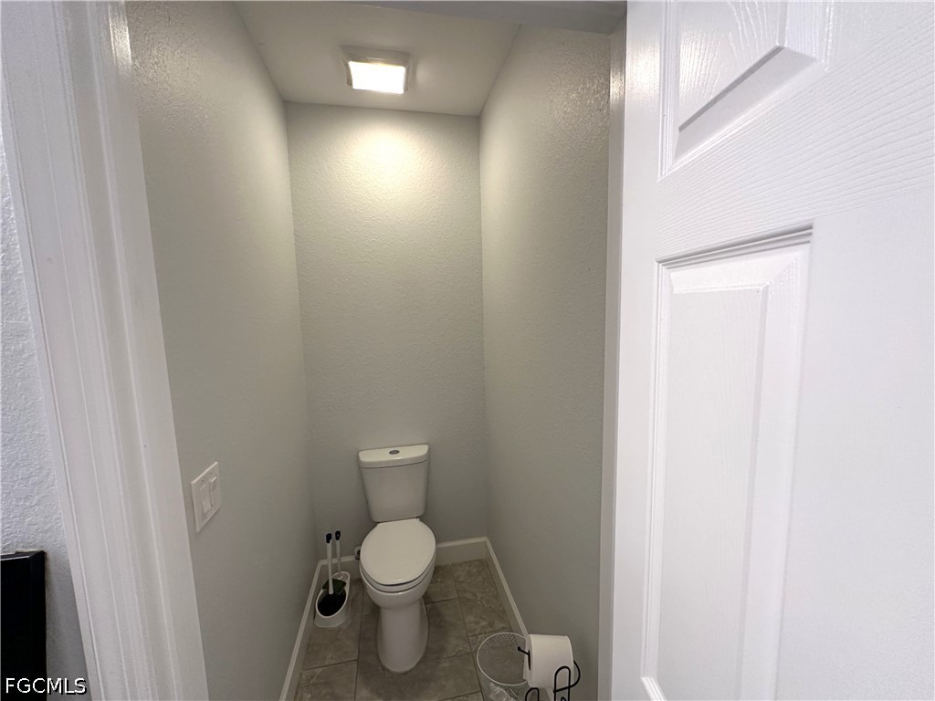 3 Bed SingleFamilyResidence for Sale in Lehigh Acres, photo 18