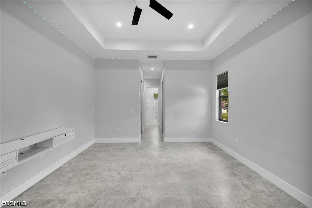 3 Bed SingleFamilyResidence for Sale in Lehigh Acres, photo 18
