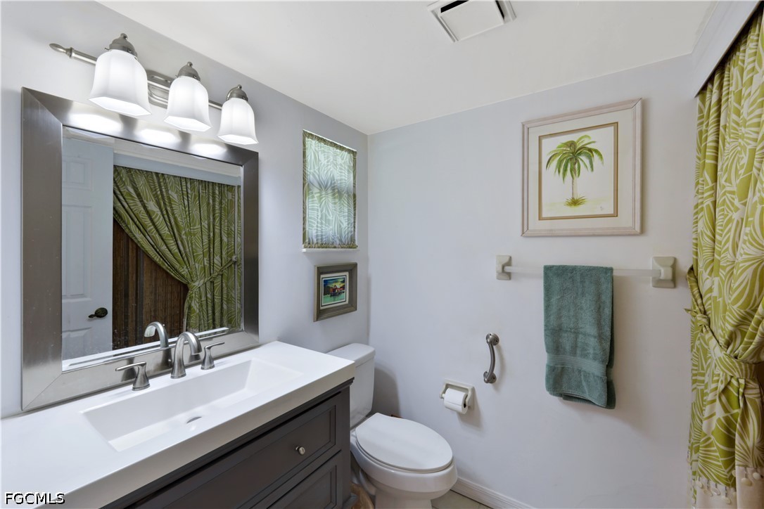 3 Bed Pool Home for Sale in Cape Coral, photo 18