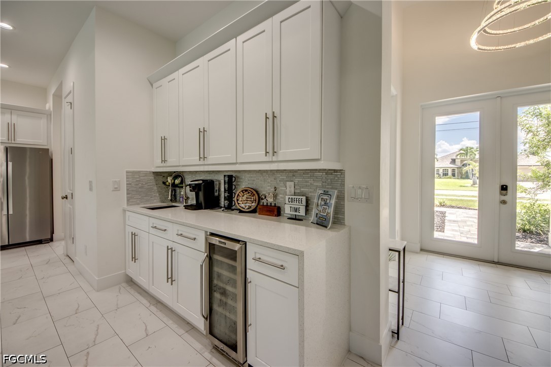 3 Bed Pool Home for Sale in Cape Coral, photo 18