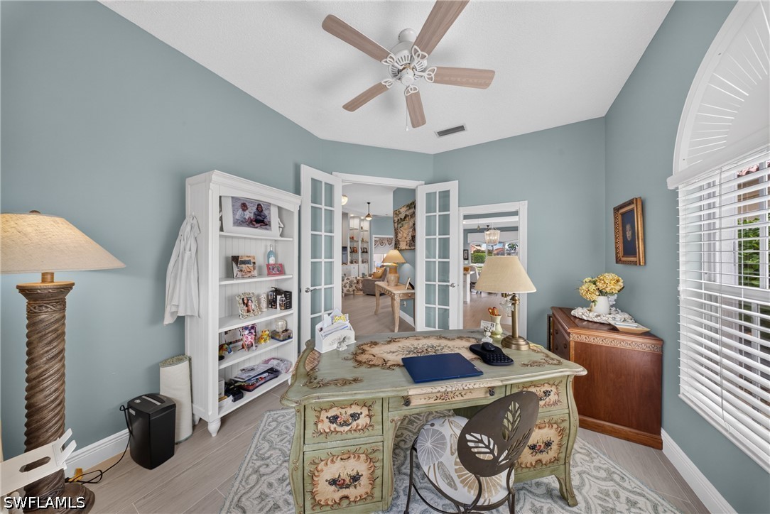 3 Bed Waterfront Home for Sale in Village Walk, photo 18