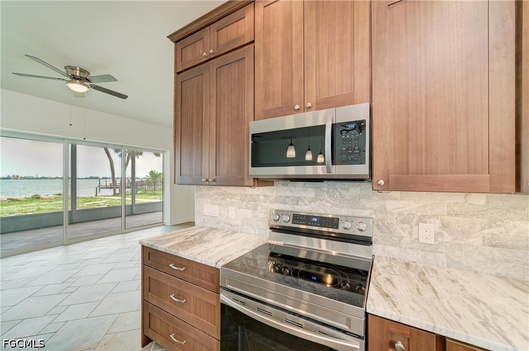 3 Bed Waterfront Home for Sale in Englewood, photo 18