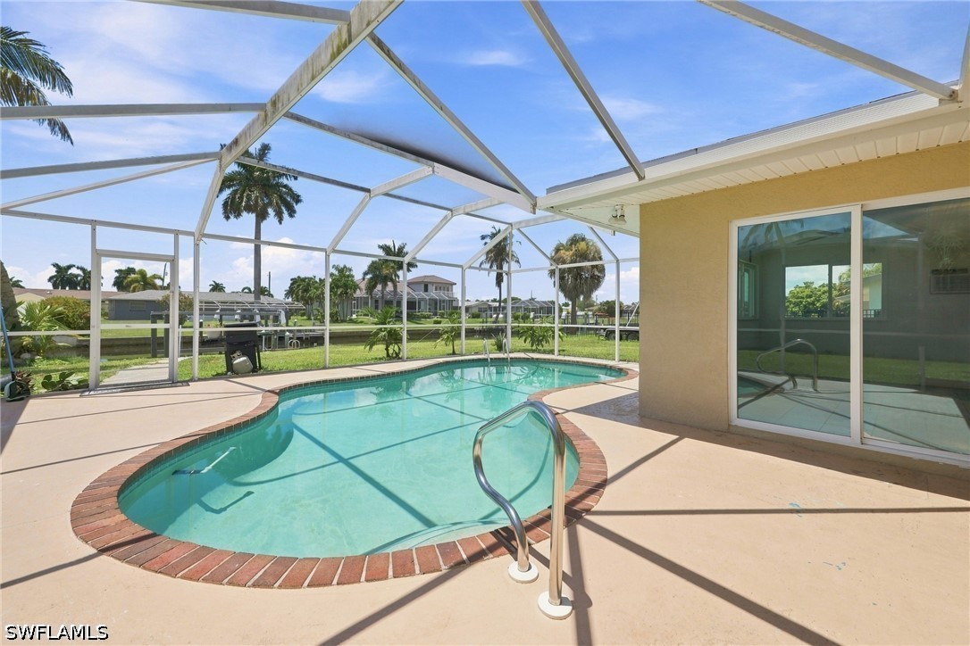 2 Bed Pool Home for Sale in Cape Coral, photo 18