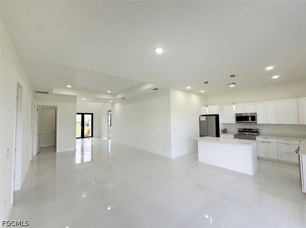 4 Bed SingleFamilyResidence for Sale in Cape Coral, photo 18