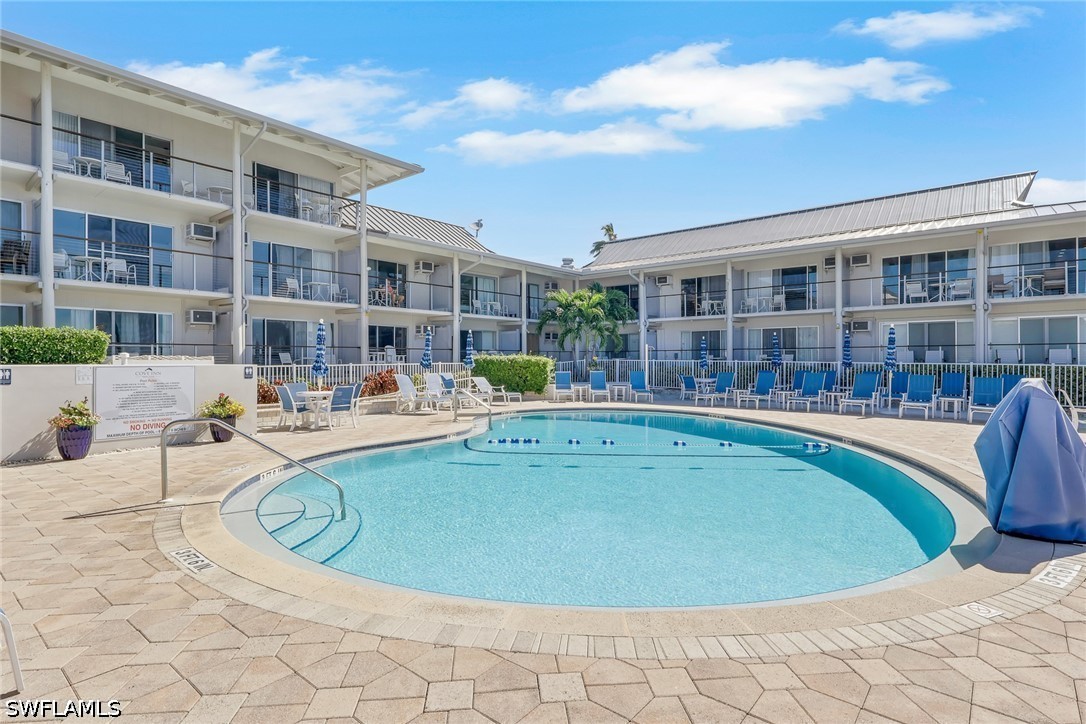 Waterfront Home for Sale in Cove Inn, photo 18
