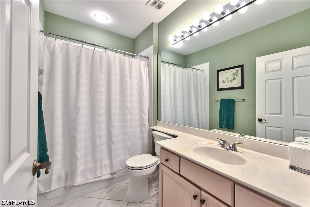 2 Bed Waterfront Home for Sale in Sutton Walk, photo 18