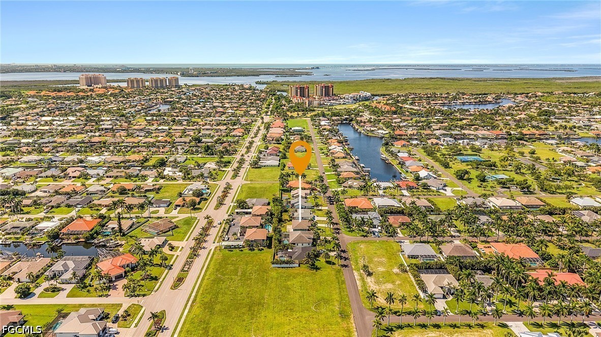 4 Bed SingleFamilyResidence for Sale in Cape Coral, photo 18