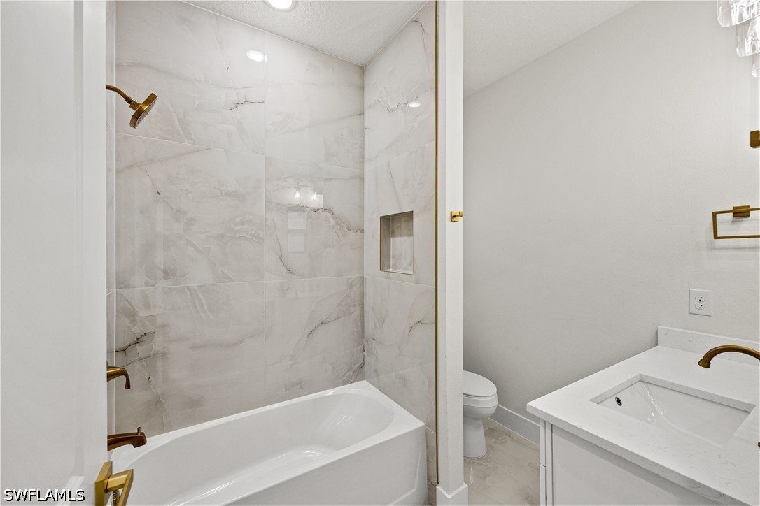 3 Bed SingleFamilyResidence for Sale in North Port, photo 18