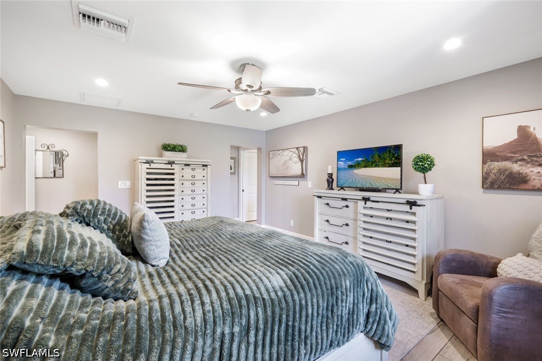 3 Bed Pool Home for Sale in Cape Coral, photo 18