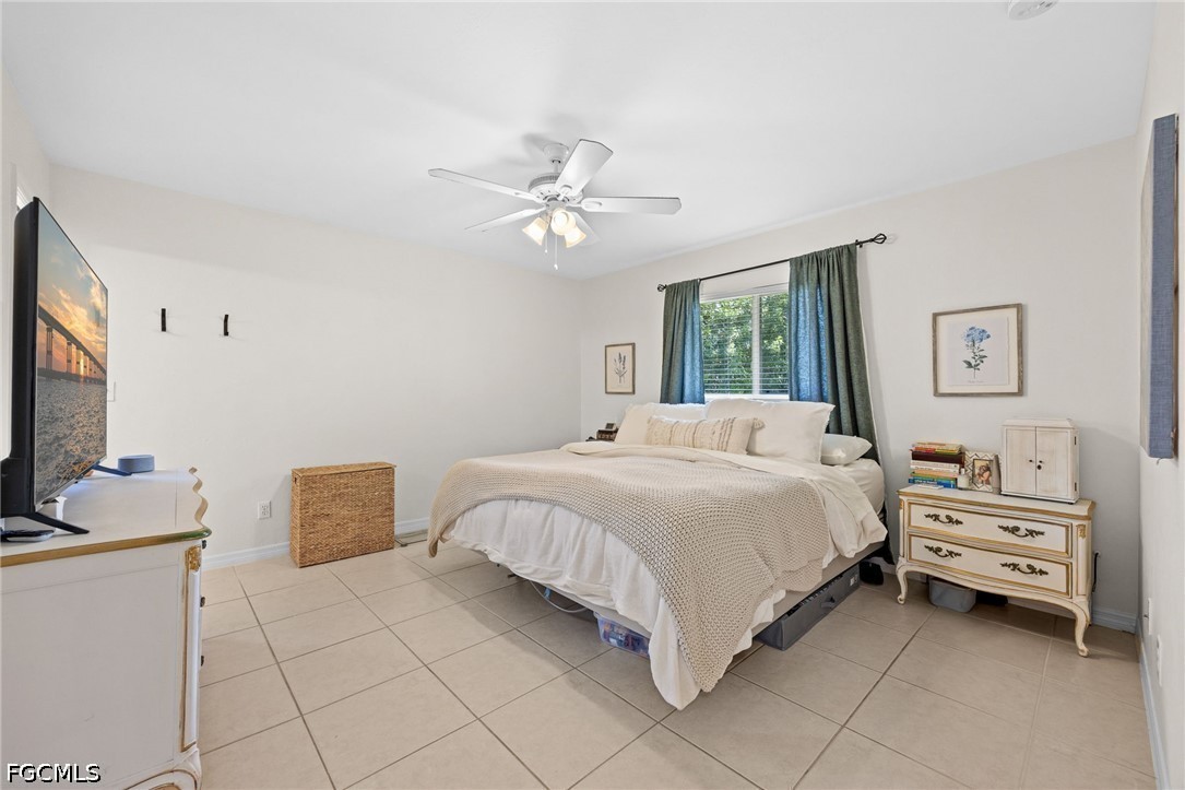 3 Bed SingleFamilyResidence for Sale in Cape Coral, photo 18