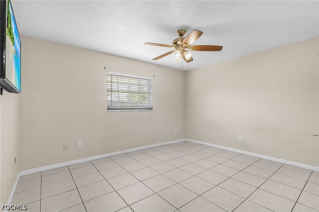 3 Bed SingleFamilyResidence for Sale in Fort Myers, photo 18