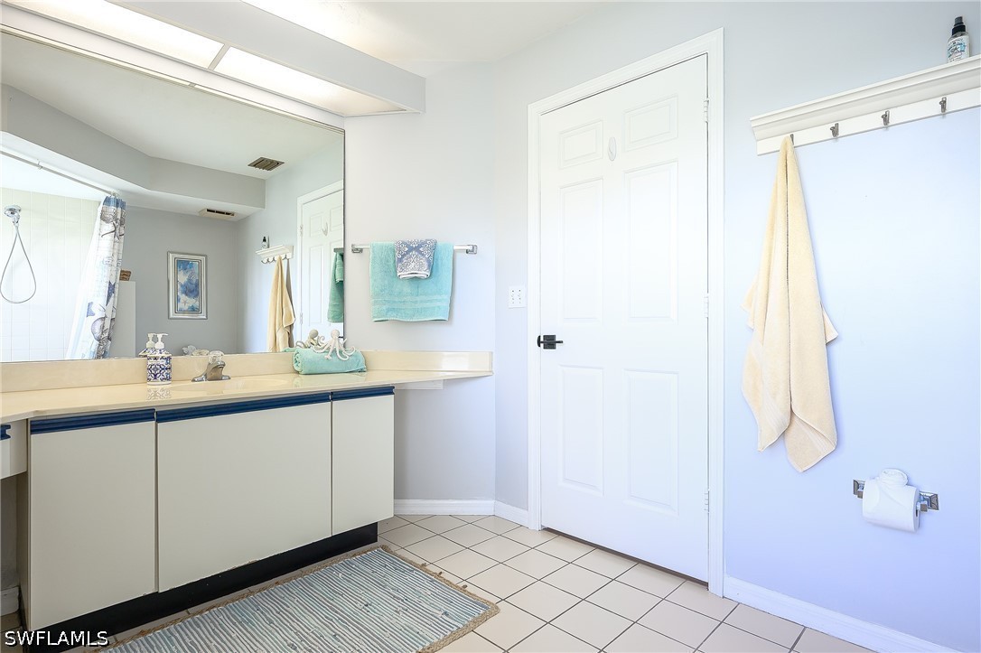 2 Bed Condominium for Sale in Beachwalk Gardens, photo 18