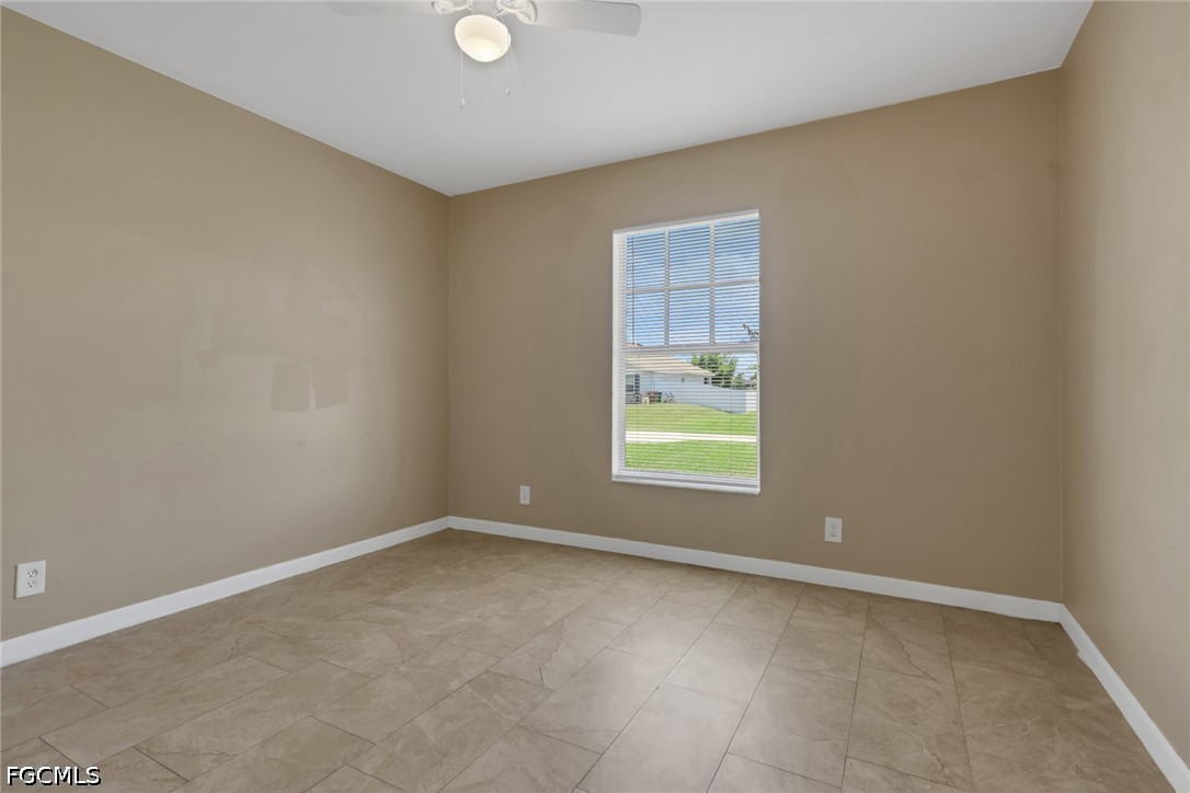 3 Bed SingleFamilyResidence for Sale in Cape Coral, photo 18