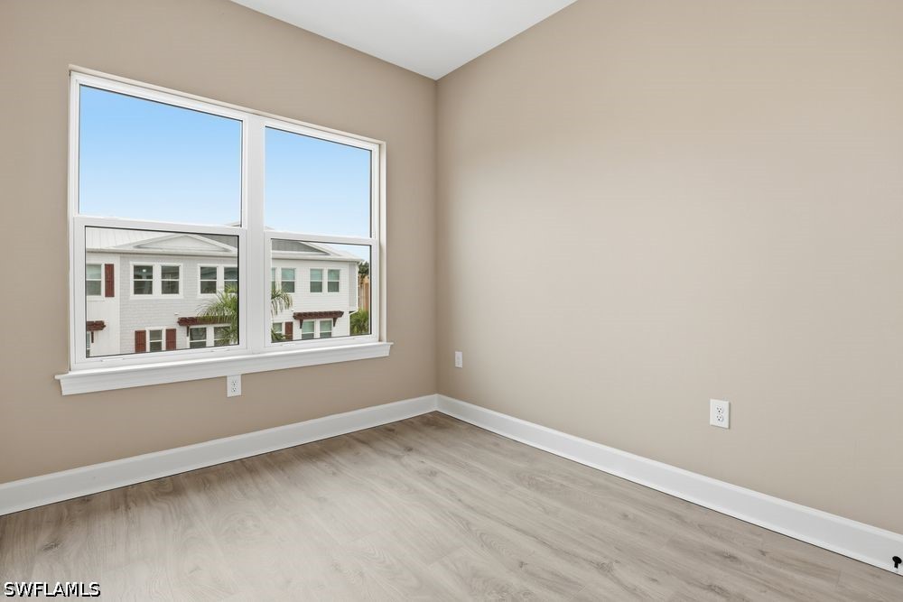 4 Bed Condominium for Sale in Seahaven, photo 18