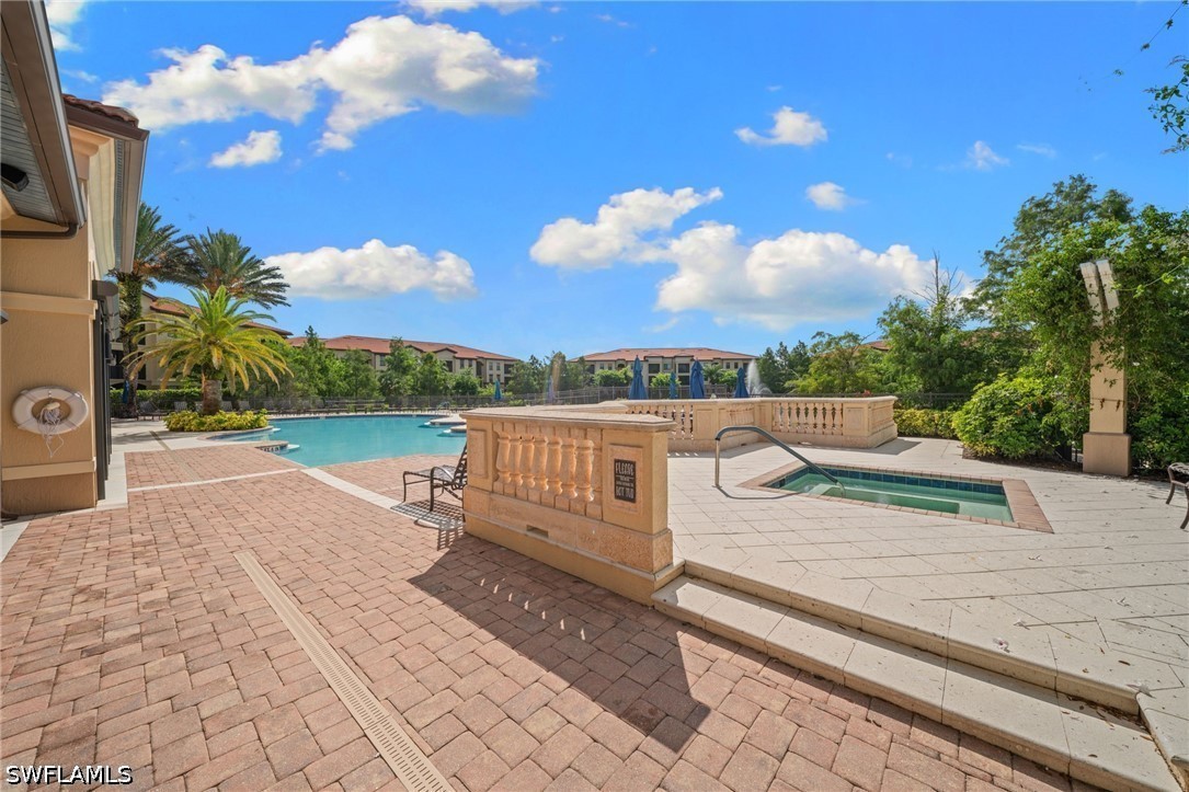 2 Bed Waterfront Home for Sale in Naples, photo 18