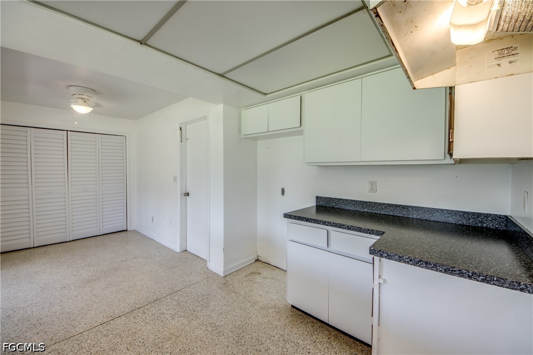 2 Bed SingleFamilyResidence for Sale in Cape Coral, photo 18