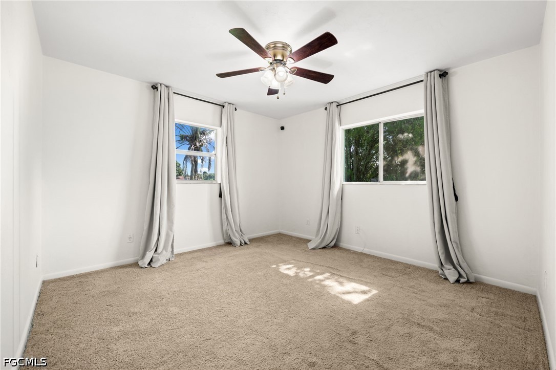 3 Bed SingleFamilyResidence for Sale in Fort Myers, photo 18