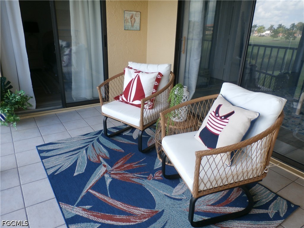 2 Bed Condominium for Sale in Manor, photo 18